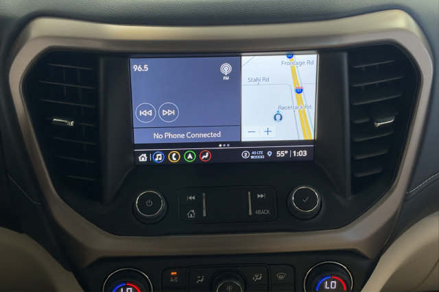 Used 2023 GMC Acadia Denali w/ Denali Technology Package AWD/4WD image 14