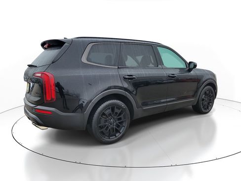 Used 2021 Kia Telluride SX w/ SX Prestige Package image 4