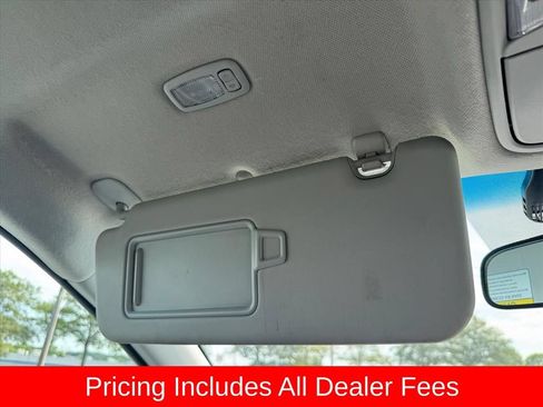 Used 2019 Kia Niro LX FWD image 25