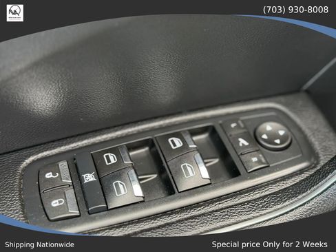 Used 2017 Maserati Levante AWD/4WD image 17