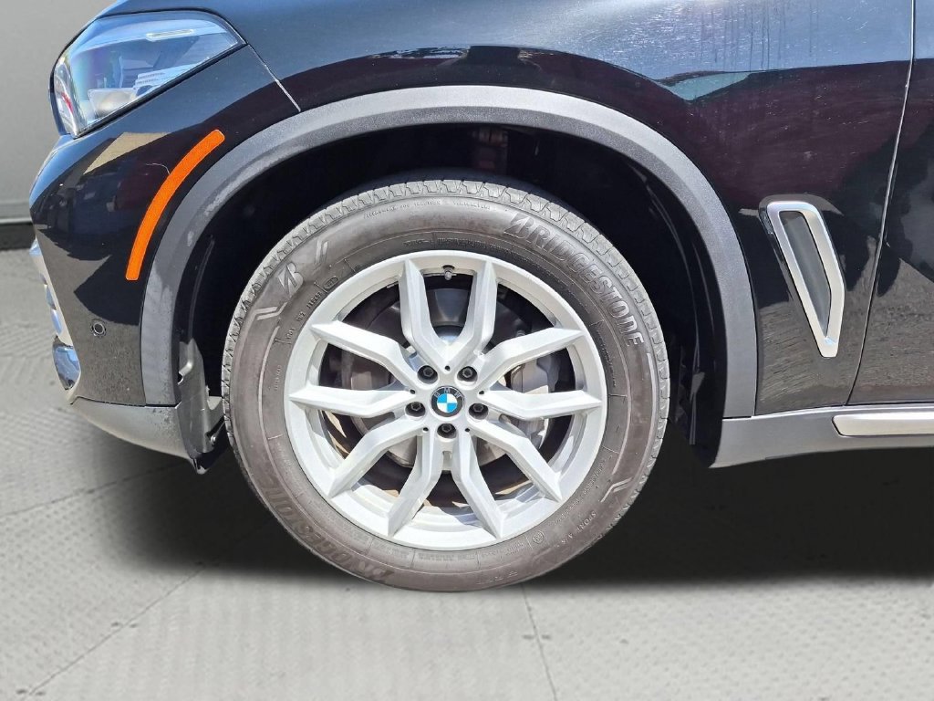 Used 2020 BMW X5 xDrive40i w/ Parking Assistance Package AWD/4WD image 33