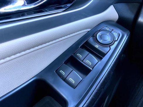Certified 2022 Chevrolet Traverse LS w/ LPO, Cargo Package FWD image 33
