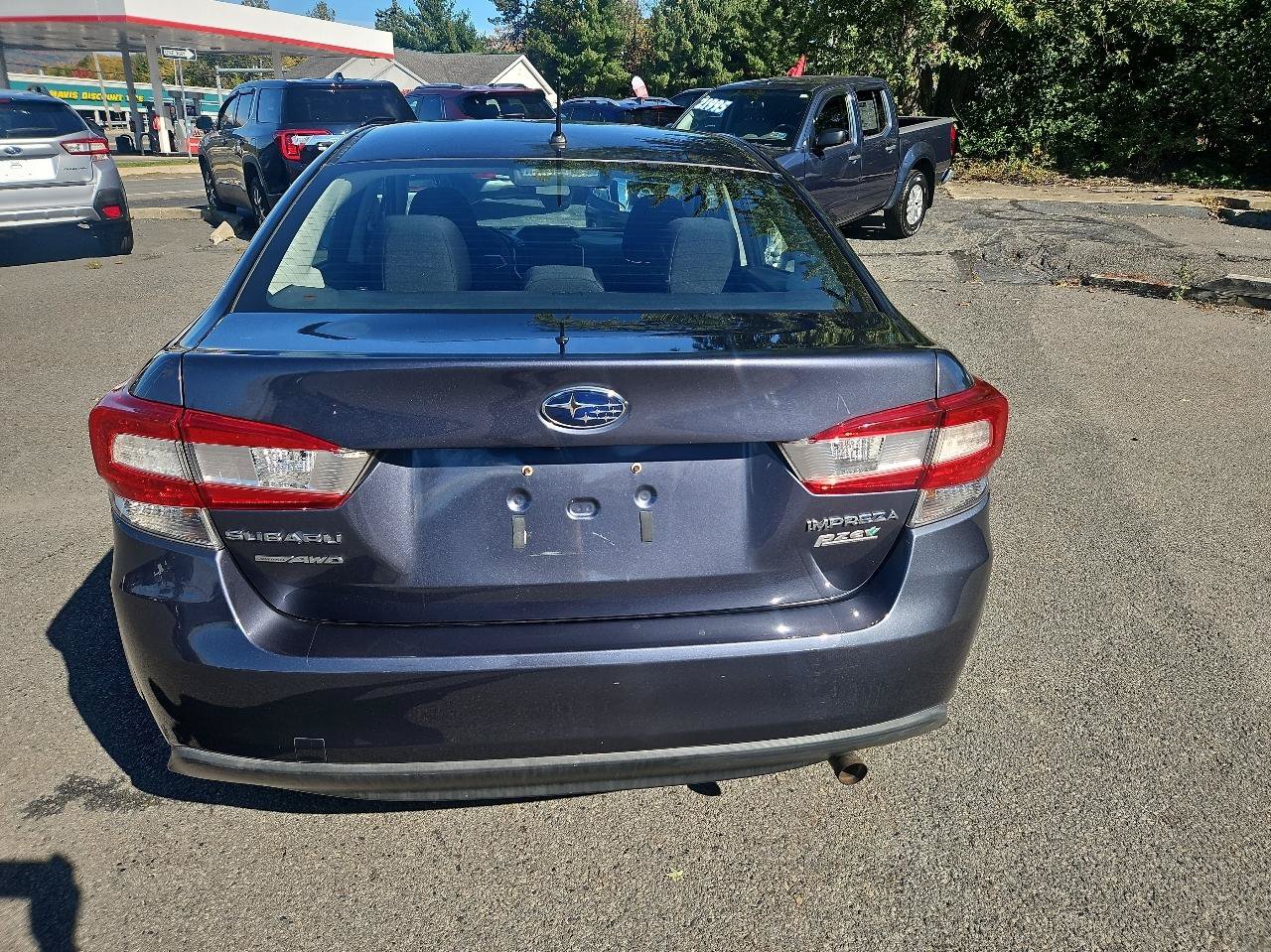 Used 2017 Subaru Impreza 2.0i AWD/4WD image 4