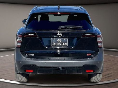 New 2026 Nissan Kicks SR image 4