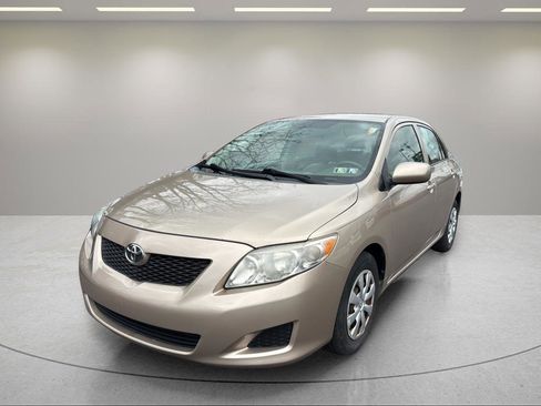 Used 2010 Toyota Corolla image 1
