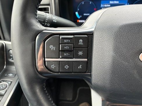 Used 2025 Ford F250 Platinum AWD/4WD image 31