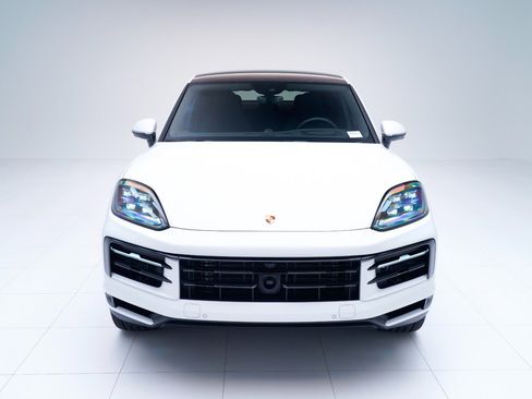 New 2026 Porsche Cayenne E-Hybrid Coupe image 6