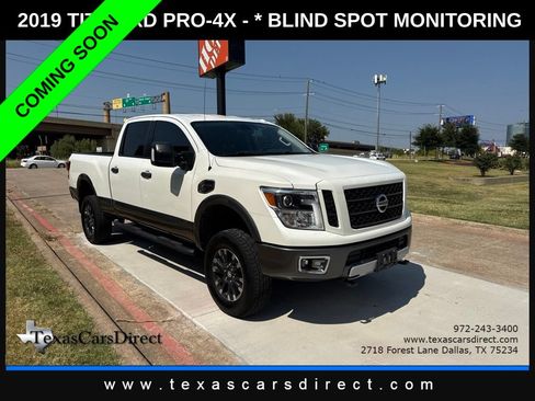 Used 2019 Nissan Titan PRO-4X AWD/4WD image 3