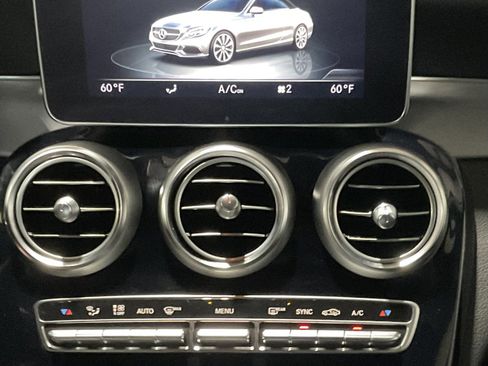 Used 2018 Mercedes-Benz C 300 4MATIC Cabriolet image 19