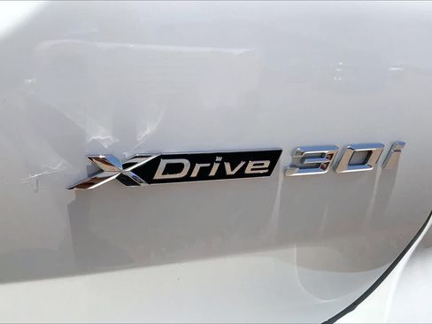 Used 2022 BMW X3 xDrive30i w/ Premium Package 2 (ZPA) AWD/4WD image 10