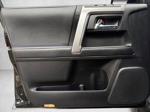 Certified 2020 Toyota 4Runner SR5 Premium image 10