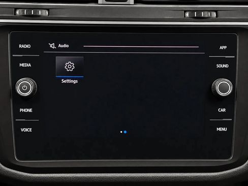 Used 2018 Volkswagen Tiguan SE w/ Panoramic Sunroof Package AWD/4WD image 44