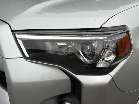 Used 2024 Toyota 4Runner SR5 RWD image 55