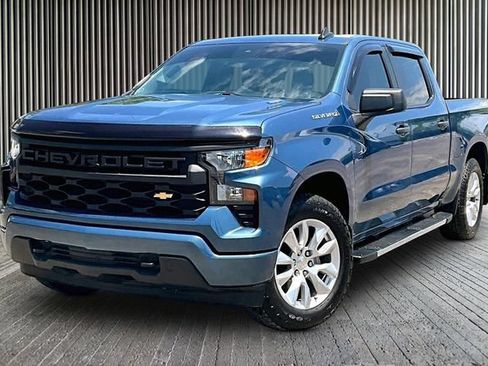 Used 2024 Chevrolet Silverado 1500 Custom AWD/4WD image 1