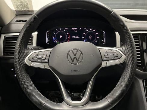 Used 2023 Volkswagen Atlas SEL Premium image 18
