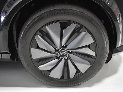 Certified 2023 Nissan Ariya AWD image 10