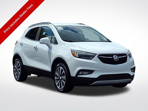 Used 2020 Buick Encore Essence FWD image 1