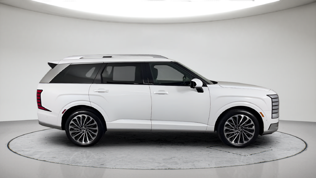 Used 2026 Hyundai Palisade Calligraphy AWD/4WD image 5