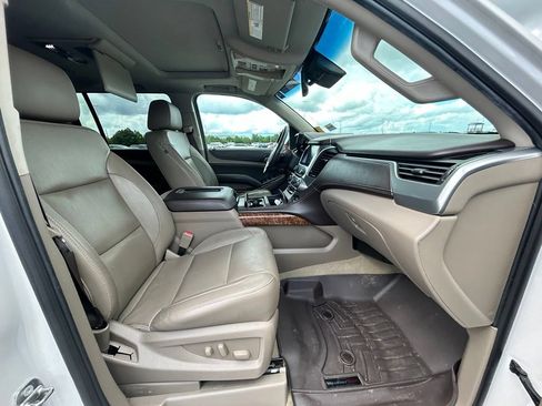 Used 2017 Chevrolet Suburban Premier AWD/4WD image 13