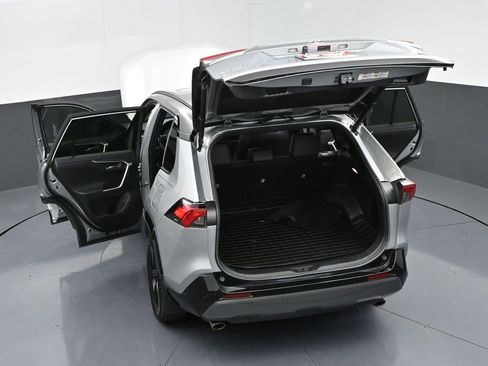 Certified 2021 Toyota RAV4 XSE w/ Carpet Mat Package (TMS) image 52