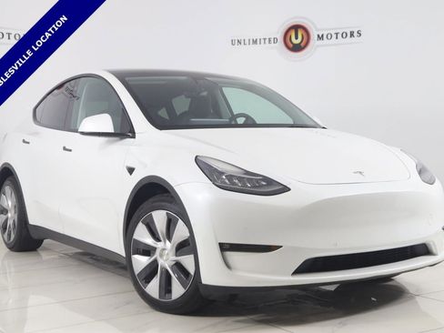 Used 2021 Tesla Model Y Long Range image 1
