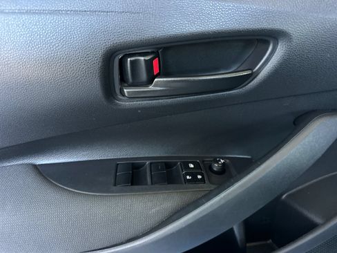 Used 2024 Toyota Corolla LE FWD image 10