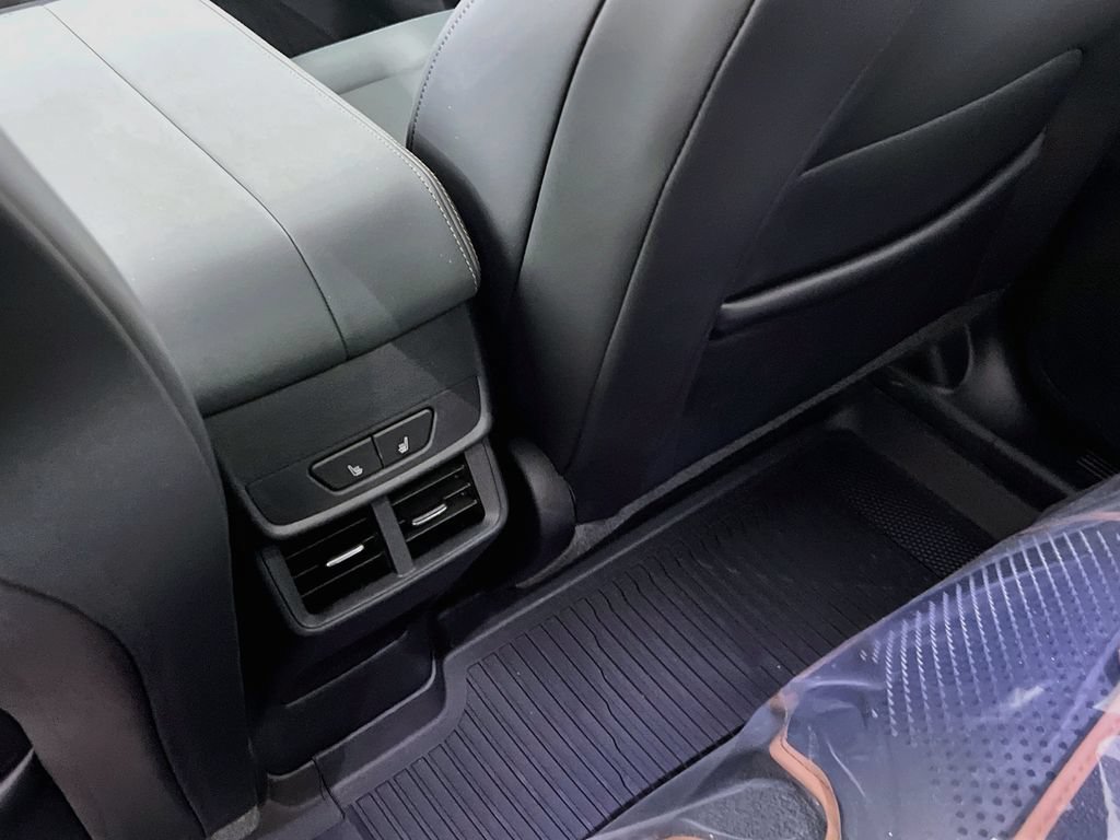 New 2026 GMC Terrain AT4 w/ Convenience Package III AWD/4WD image 24