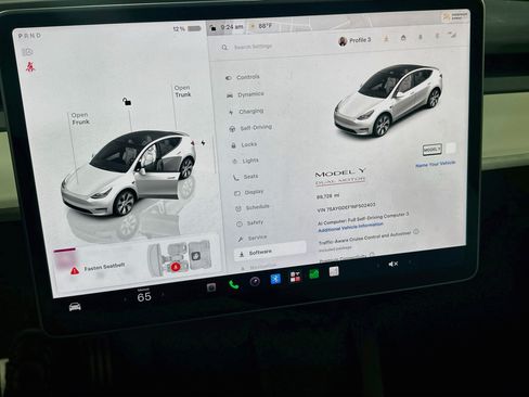 Used 2022 Tesla Model Y Performance AWD/4WD image 32