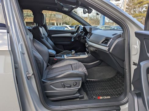 Used 2019 Audi SQ5 Premium image 29