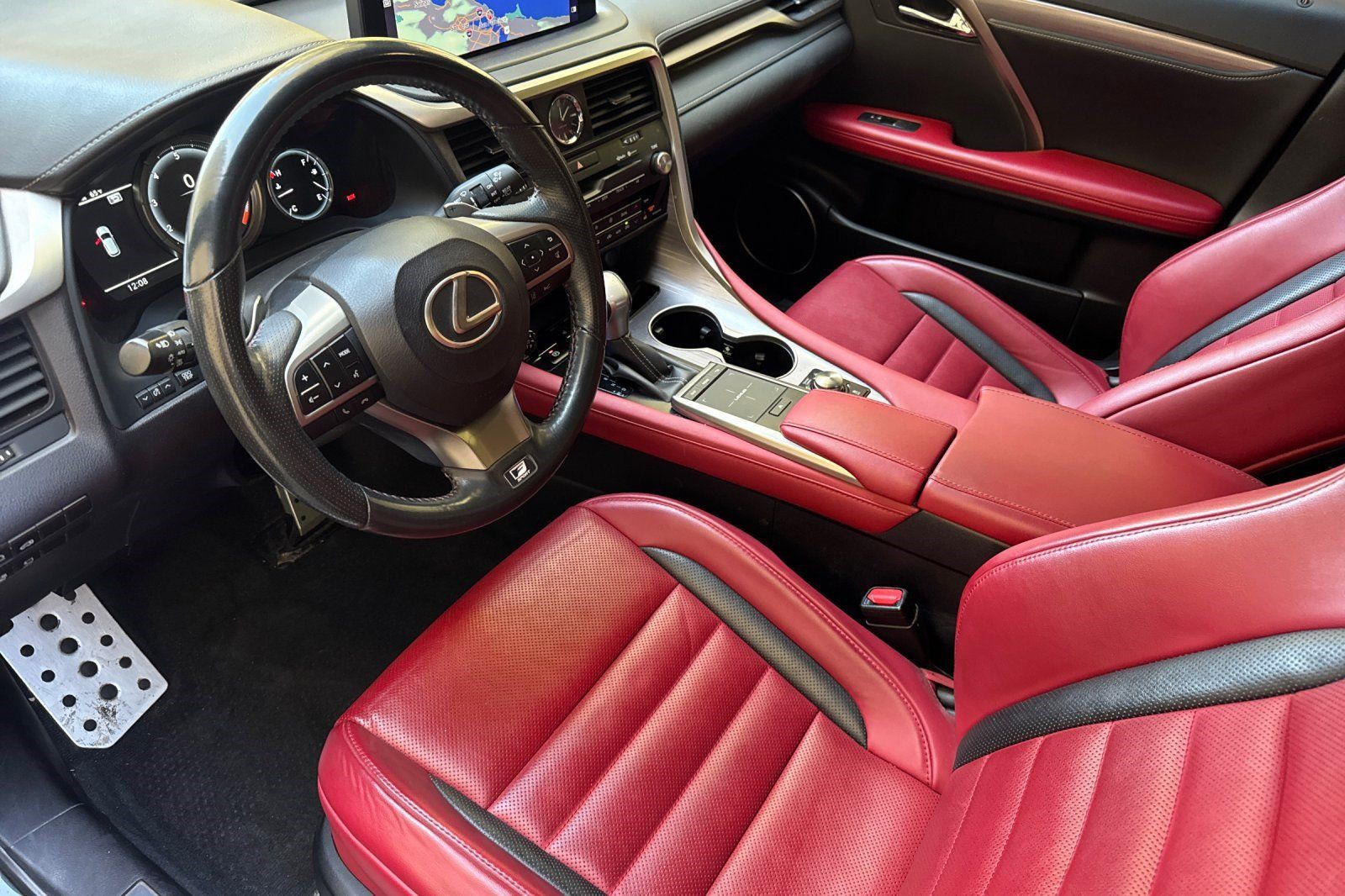 Used 2022 Lexus RX 350 F Sport w/ Accessory Package AWD/4WD image 4