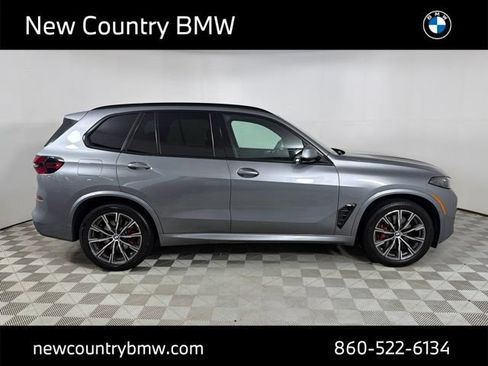 Used 2024 BMW X5 xDrive40i w/ M Sport Package AWD/4WD image 8