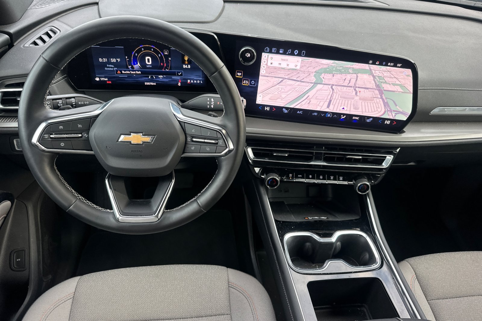 Used 2026 Chevrolet Traverse LT w/ Driver Confidence Package FWD image 16