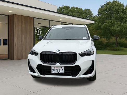 Used 2025 BMW X1 xDrive28i w/ Premium Package image 3