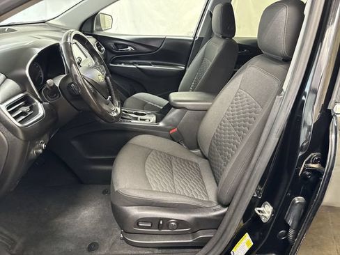Certified 2018 Chevrolet Equinox LT FWD image 10