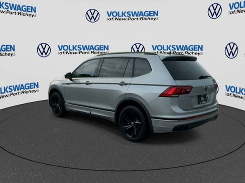 Used 2023 Volkswagen Tiguan SE R-Line FWD image 6