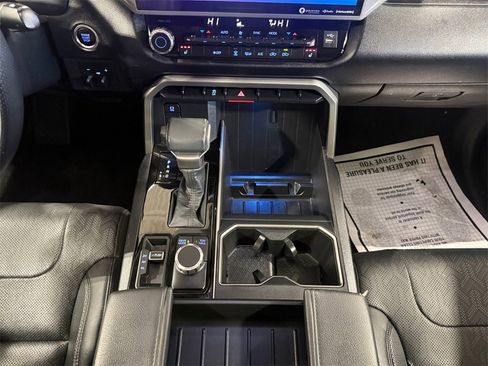 Used 2022 Toyota Tundra SR5 w/ SR5 Premium Package image 15