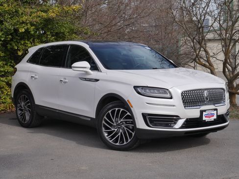 Used 2019 Lincoln Nautilus Reserve image 8