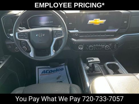 Used 2023 Chevrolet Silverado 1500 RST AWD/4WD image 18