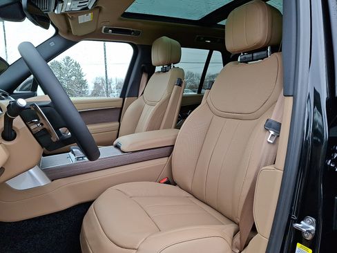 New 2026 Land Rover Range Rover SE AWD/4WD image 3