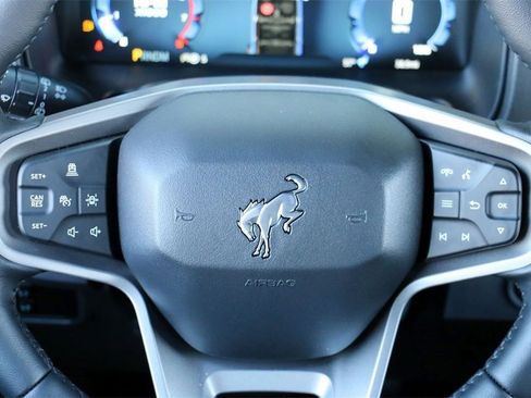 New 2025 Ford Bronco Badlands image 24