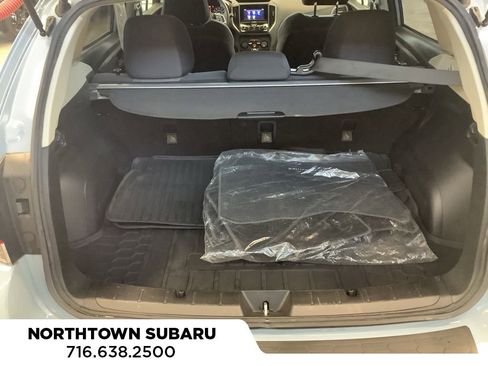 Used 2018 Subaru Crosstrek 2.0i Premium image 14