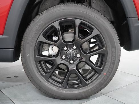 New 2026 Jeep Compass Latitude AWD/4WD image 33