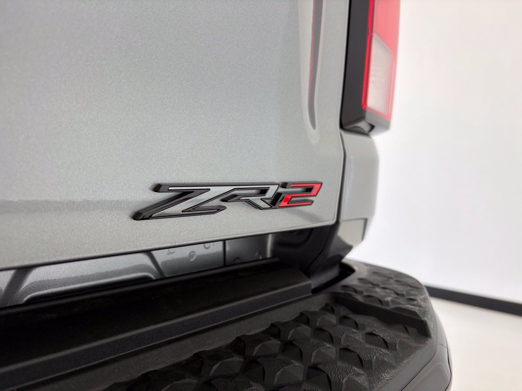New 2026 Chevrolet Colorado ZR2 w/ Technology Package AWD/4WD image 41