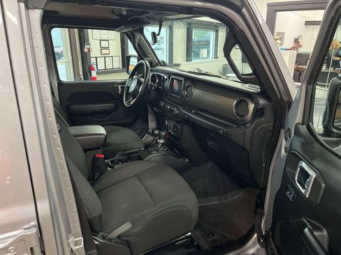 Used 2020 Jeep Wrangler Unlimited Sport S AWD/4WD image 50