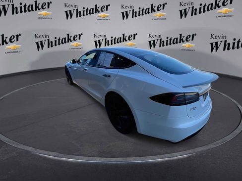 Used 2022 Tesla Model S Plaid image 6