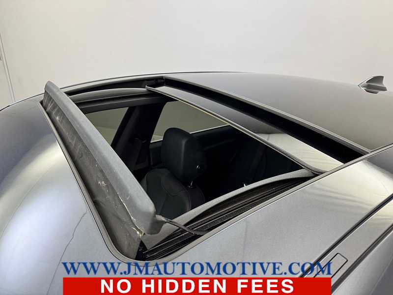 Used 2019 BMW 330i Gran Turismo xDrive w/ Premium Package AWD/4WD image 11