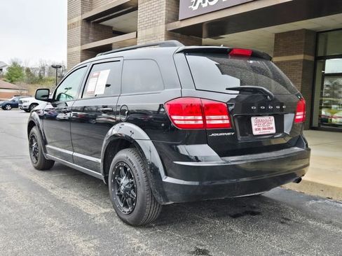 Used 2019 Dodge Journey SE image 8
