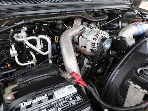 Used 2003 Ford Excursion Eddie Bauer image 45