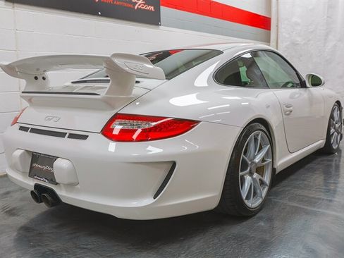 Used 2010 Porsche 911 GT3 RWD image 27