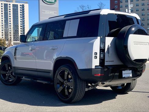 New 2026 Land Rover Defender 110 S image 12